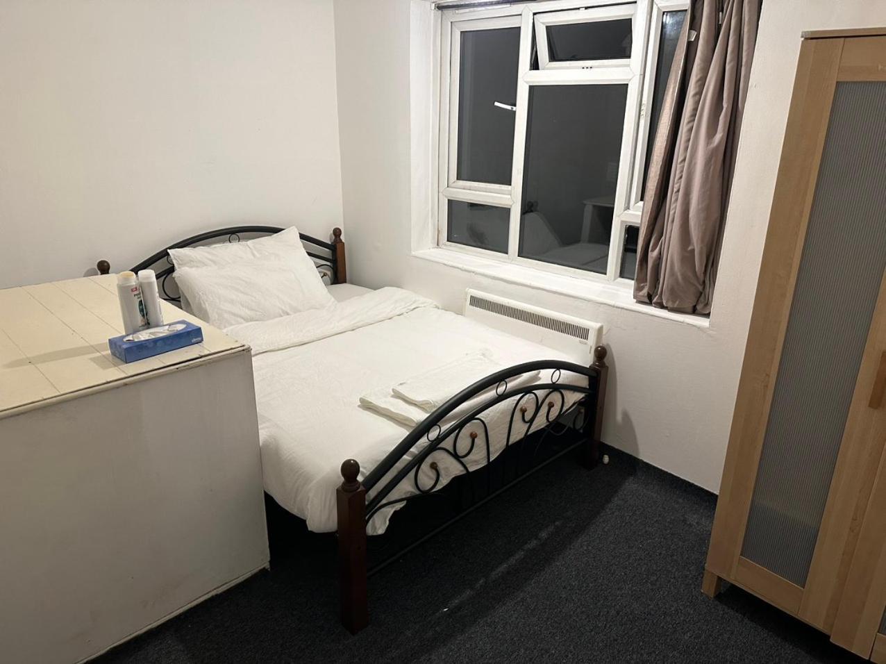 Tran Uk Homestay London Exterior photo